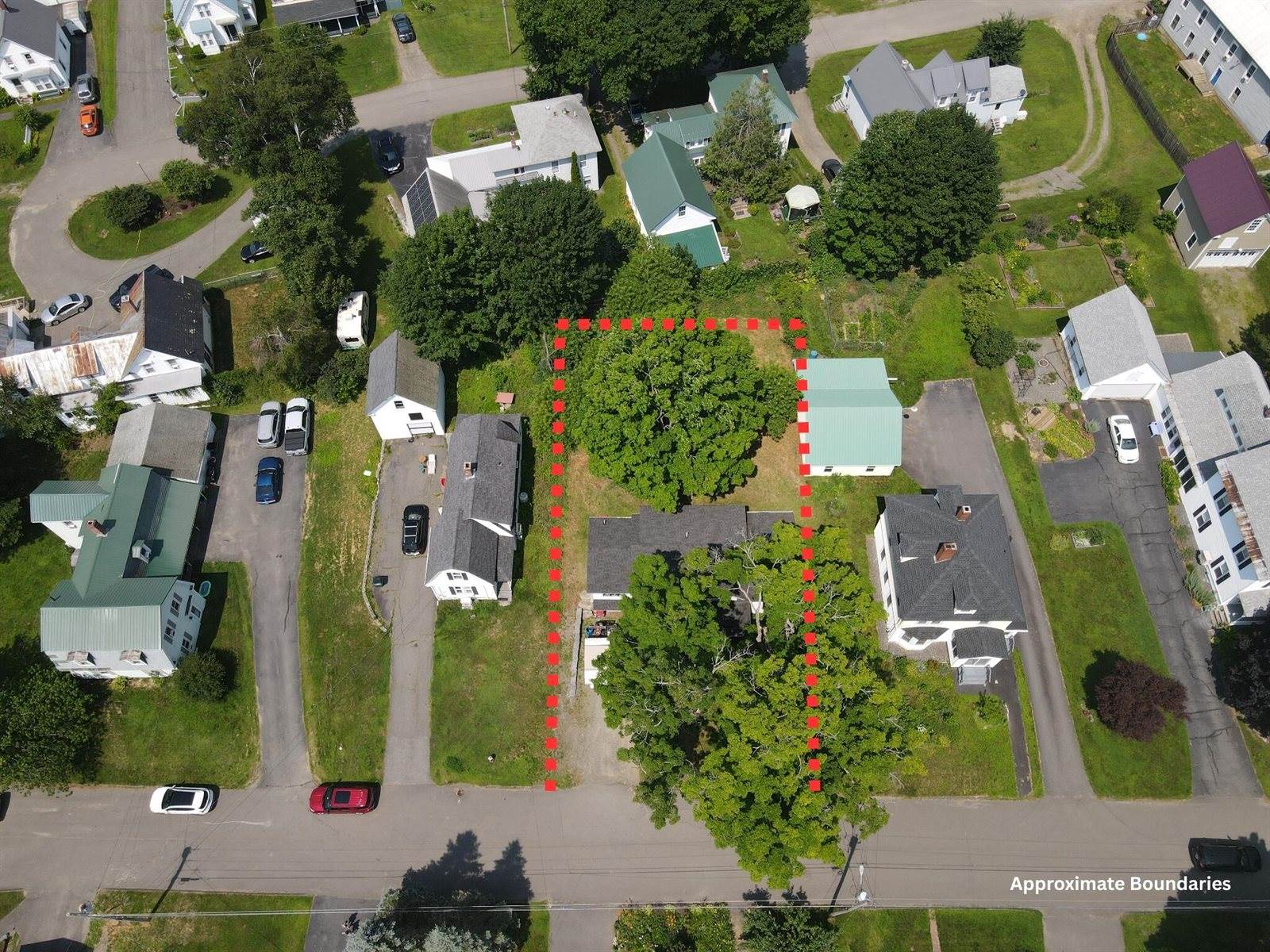 17 Green Street, Dover-Foxcroft, ME 04426