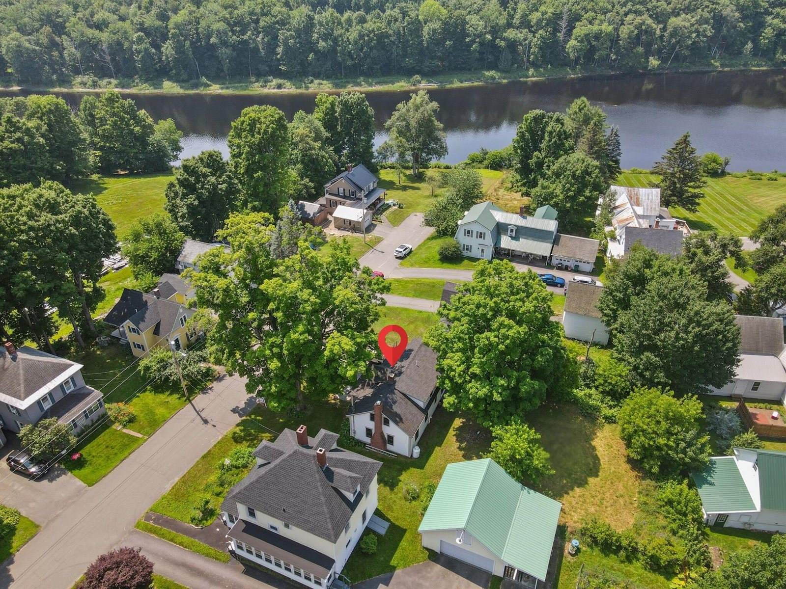 17 Green Street, Dover-Foxcroft, ME 04426