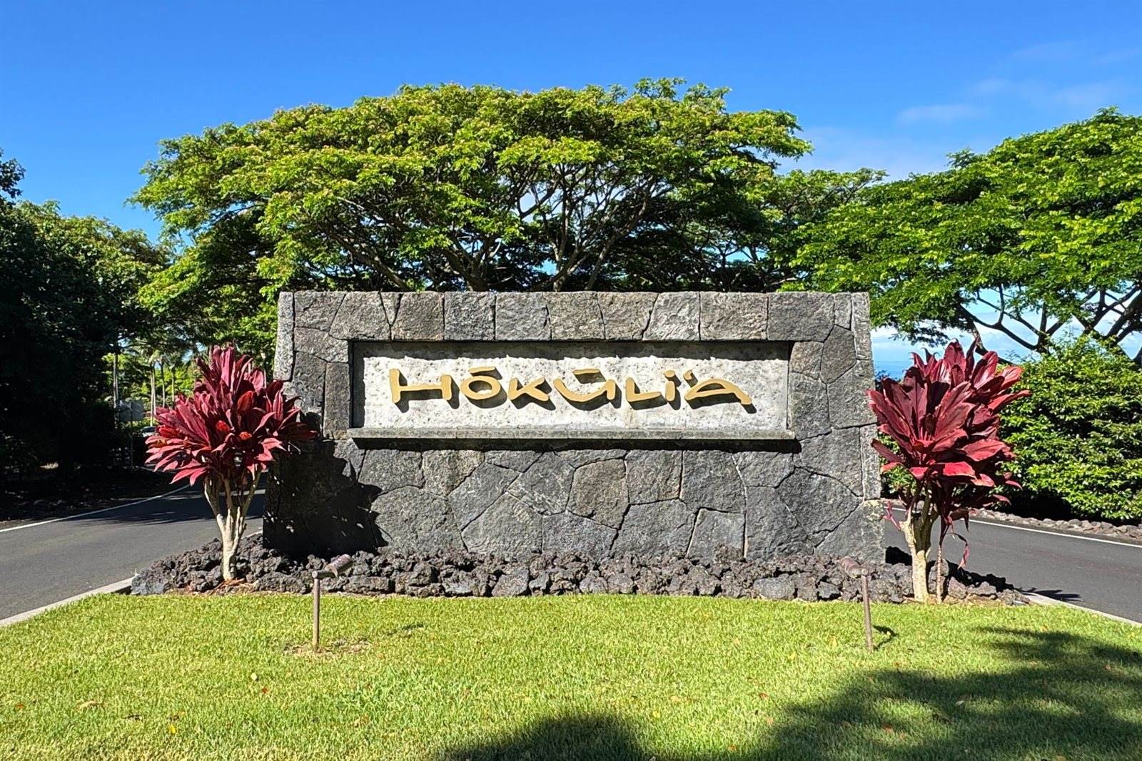 81-460 Keehau St, Kealakekua, HI 96750