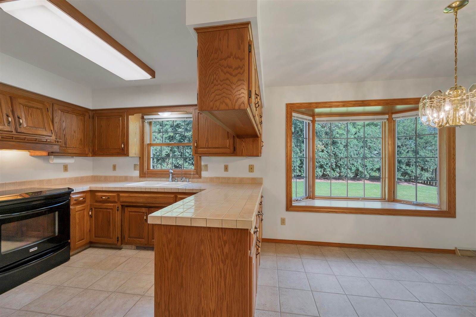 3912 East Saint Croix Circle, Green Bay, WI 54301