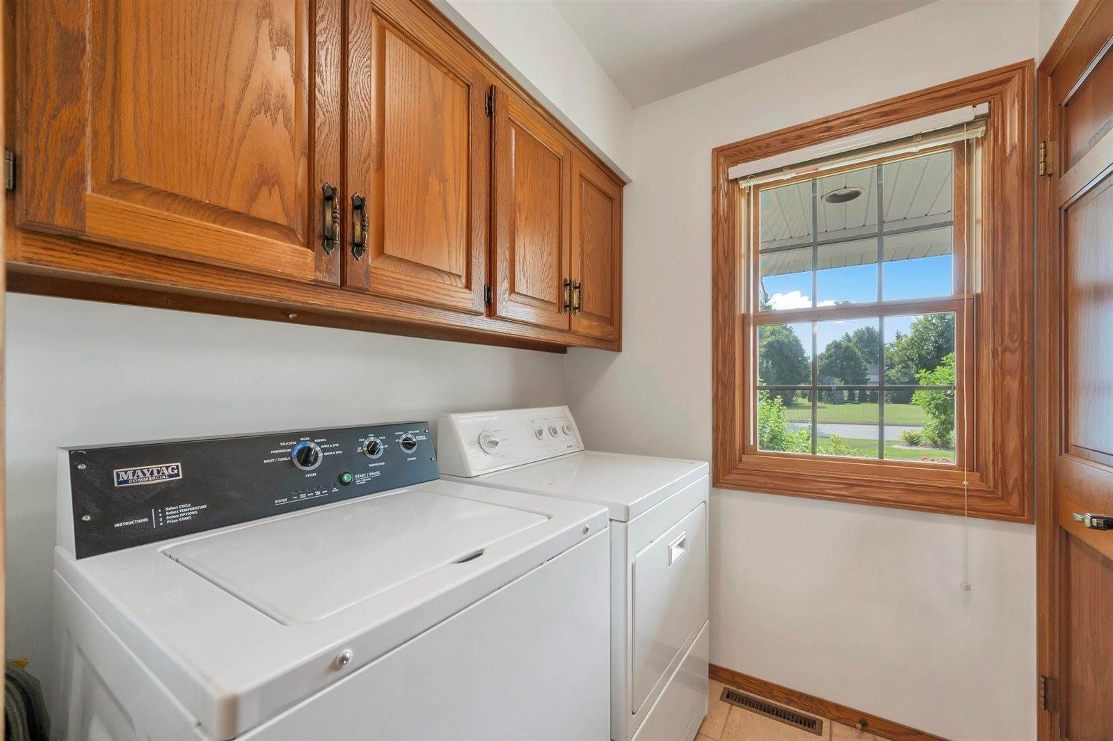 3912 East Saint Croix Circle, Green Bay, WI 54301