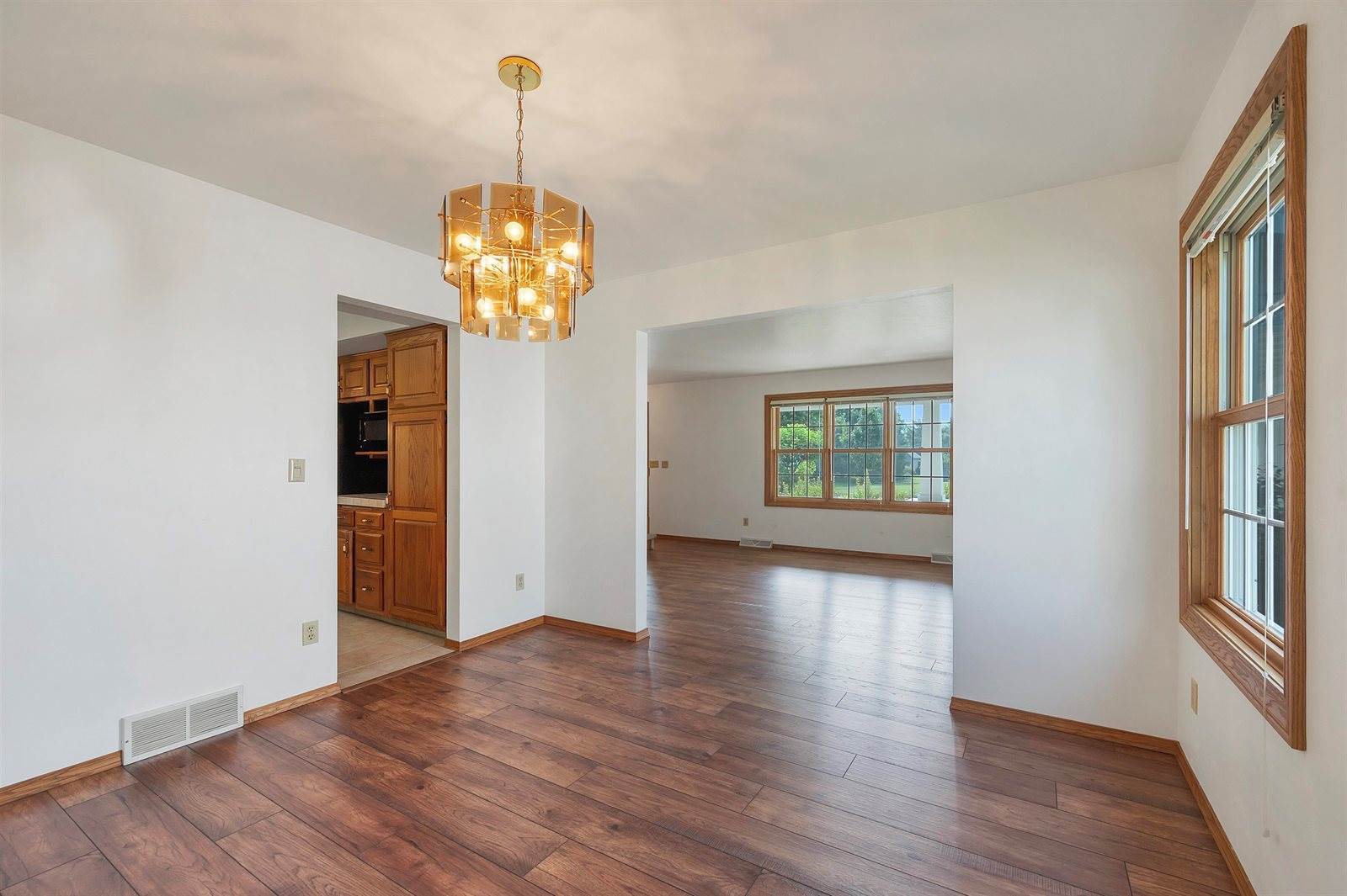 3912 East Saint Croix Circle, Green Bay, WI 54301