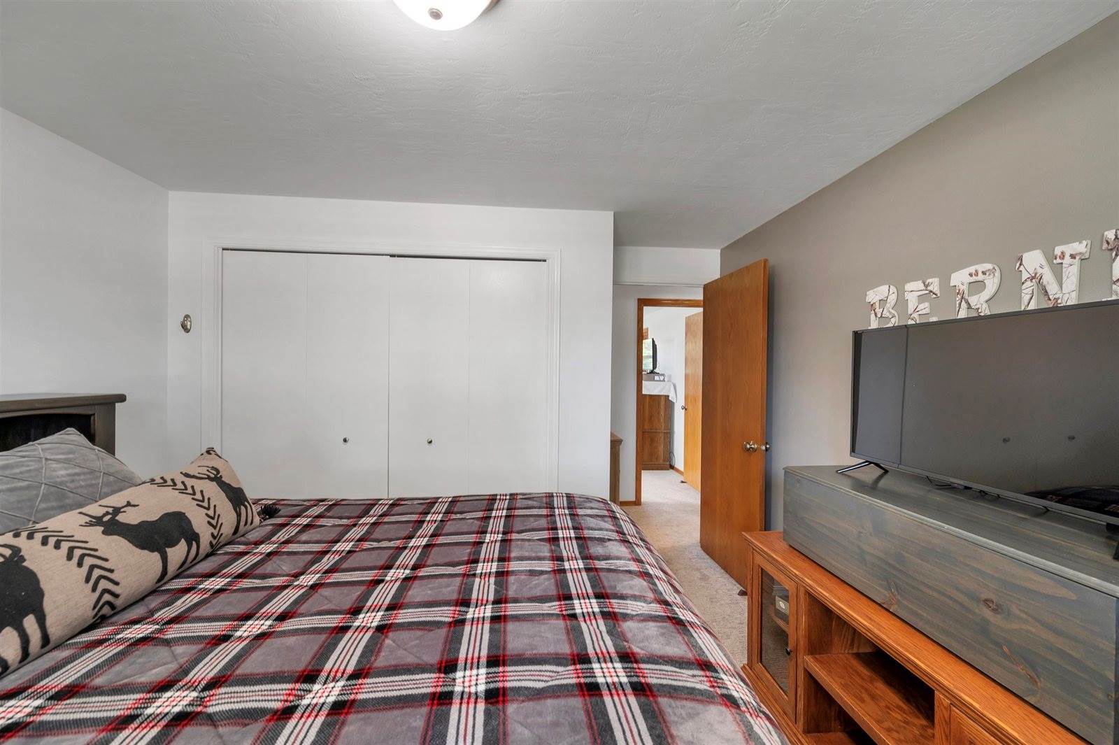 1216 South 9TH Street, De Pere, WI 54115