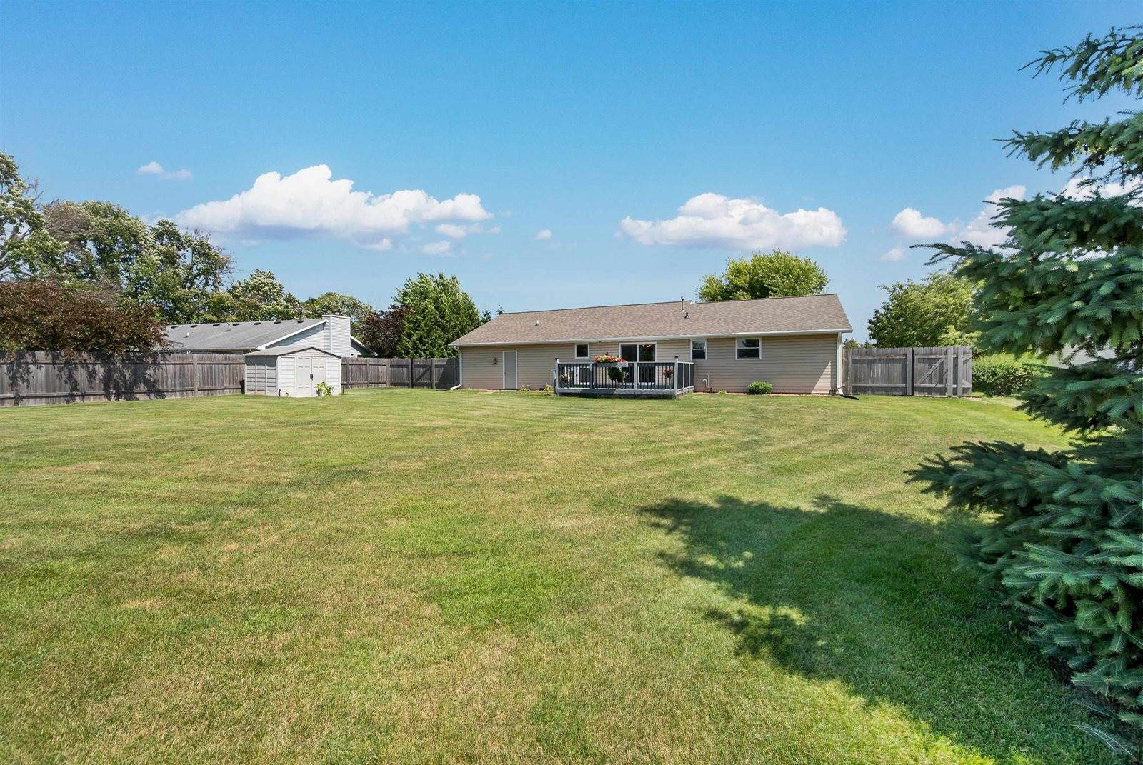 1216 South 9TH Street, De Pere, WI 54115