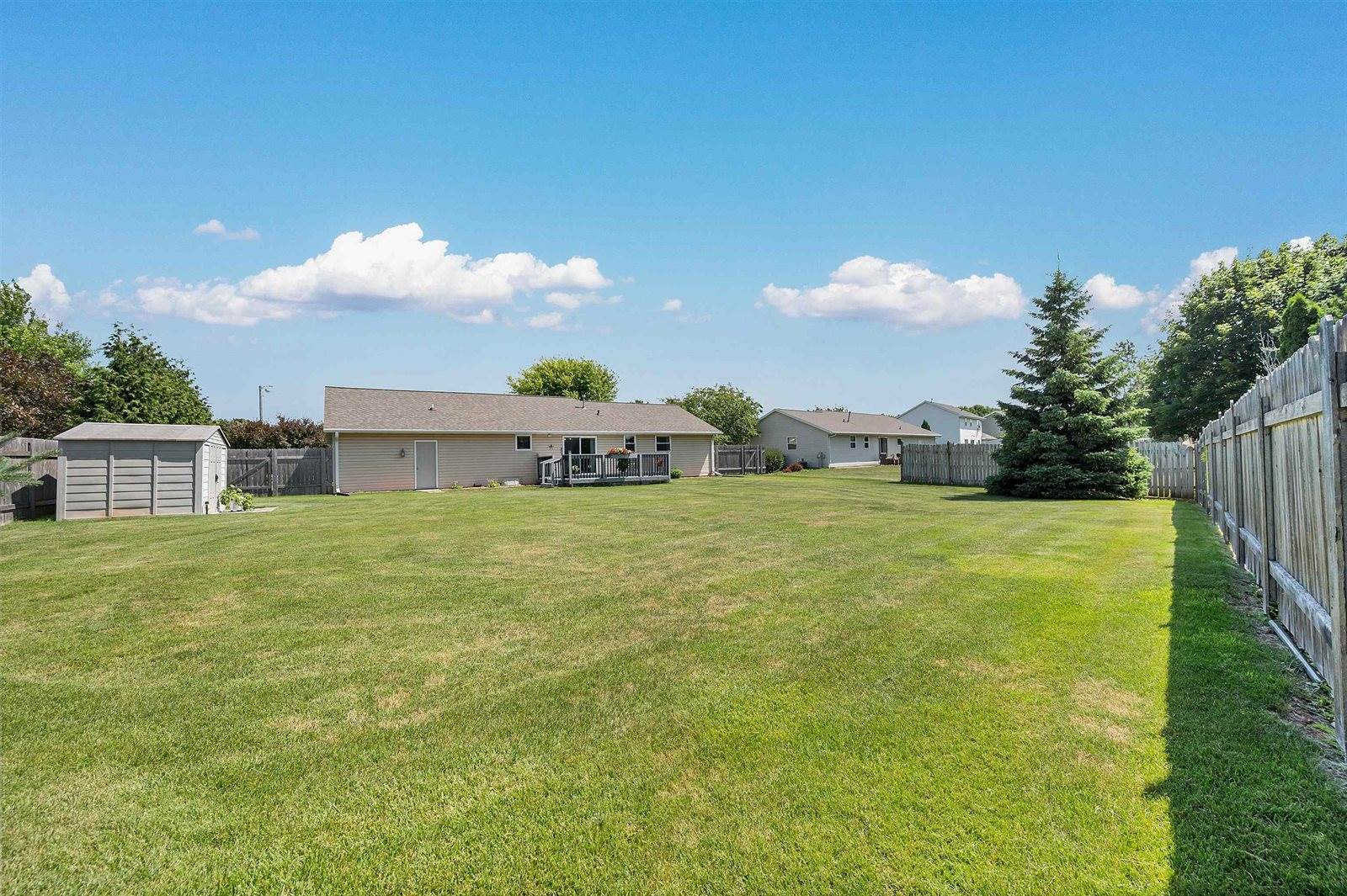 1216 South 9TH Street, De Pere, WI 54115