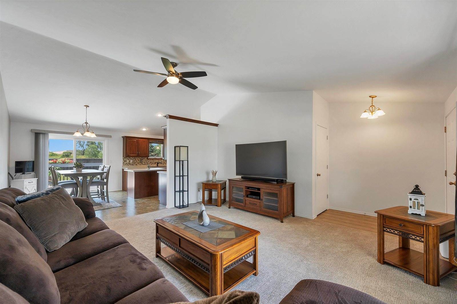 1216 South 9TH Street, De Pere, WI 54115