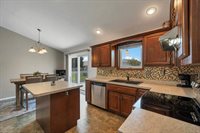 1216 South 9TH Street, De Pere, WI 54115