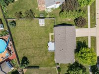 1216 South 9TH Street, De Pere, WI 54115