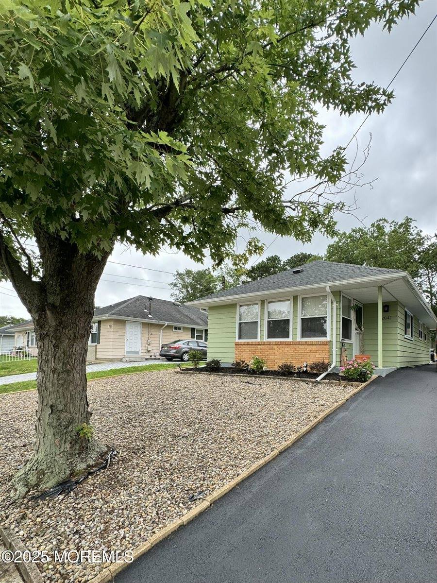 2041 Hovsons Boulevard, Toms River, NJ 08753