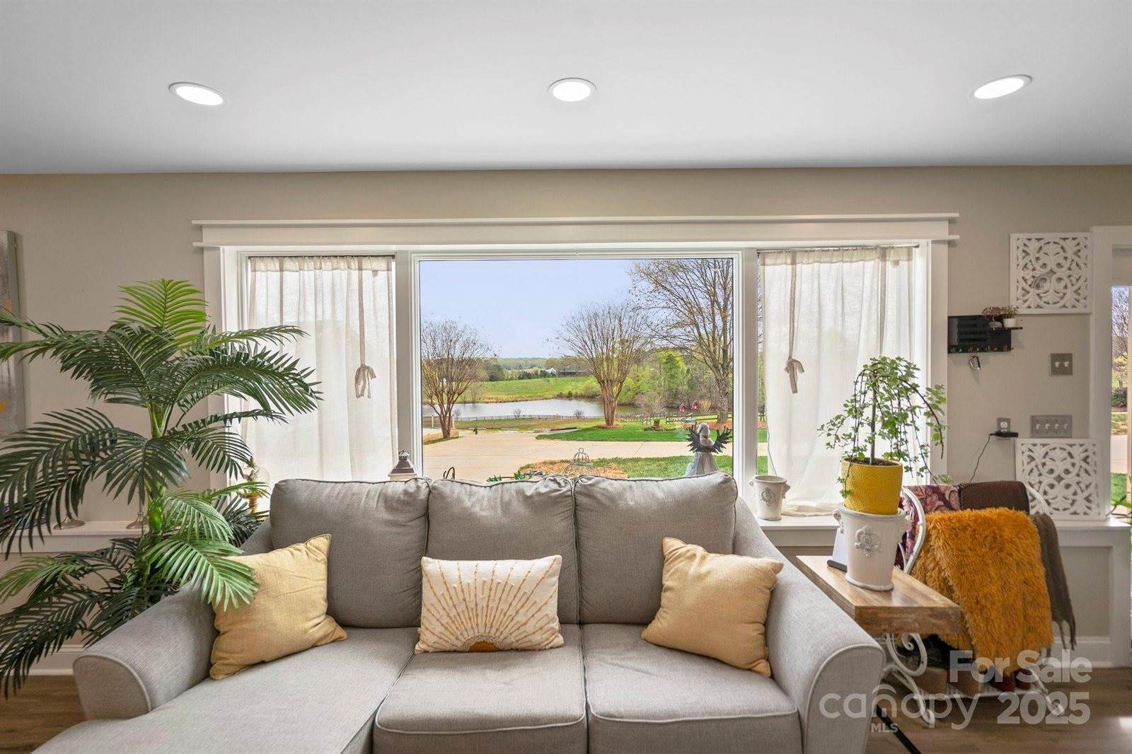 1620 London Road, Mooresville, NC 28115