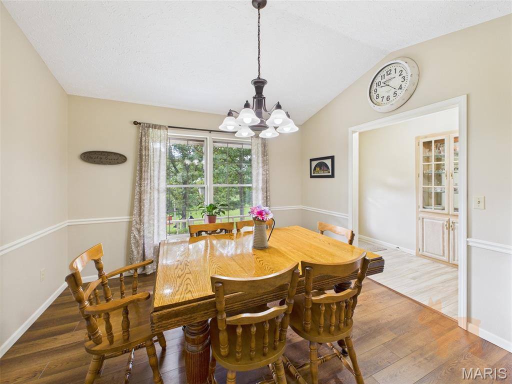 25201 Highway 7, Richland, MO 65556