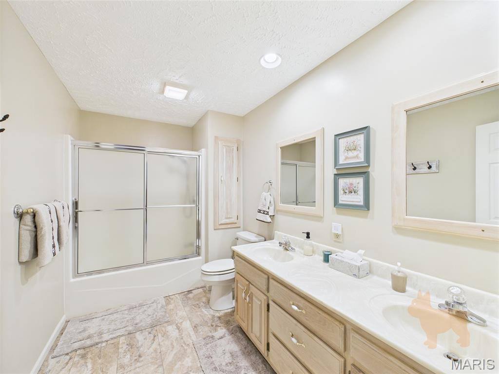 25201 Highway 7, Richland, MO 65556