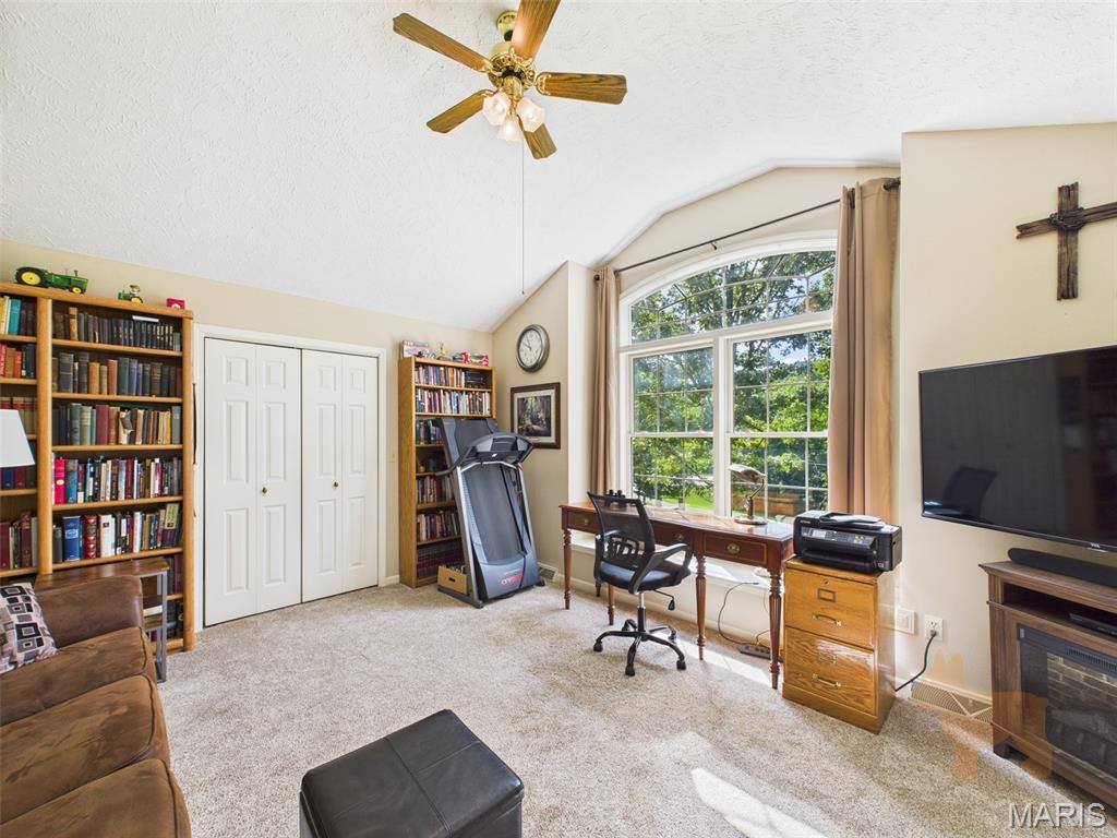 25201 Highway 7, Richland, MO 65556