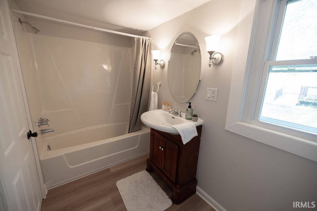 802 W 13th Street, Muncie, IN 47302