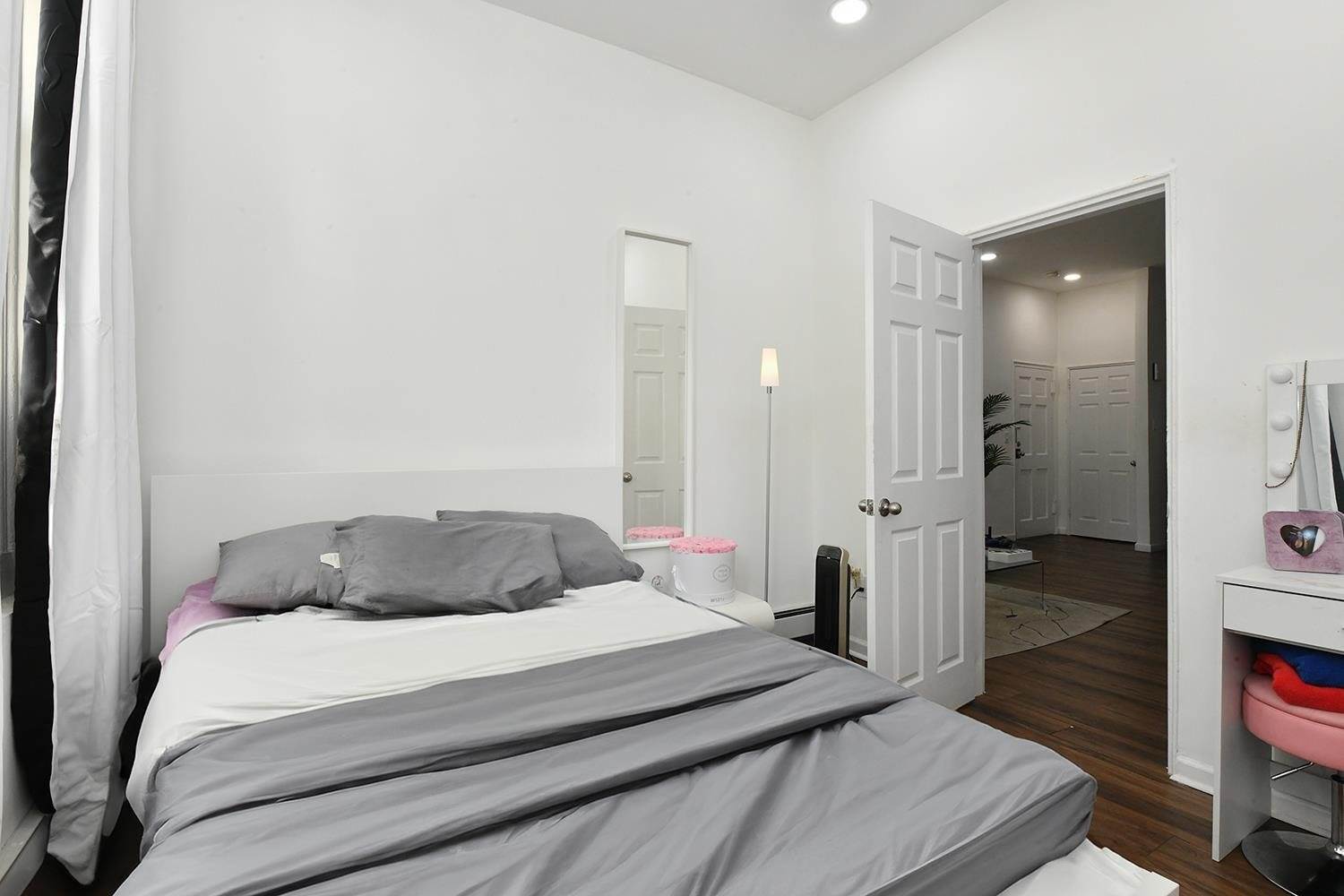 209-211 48TH St, Union City, NJ 07087