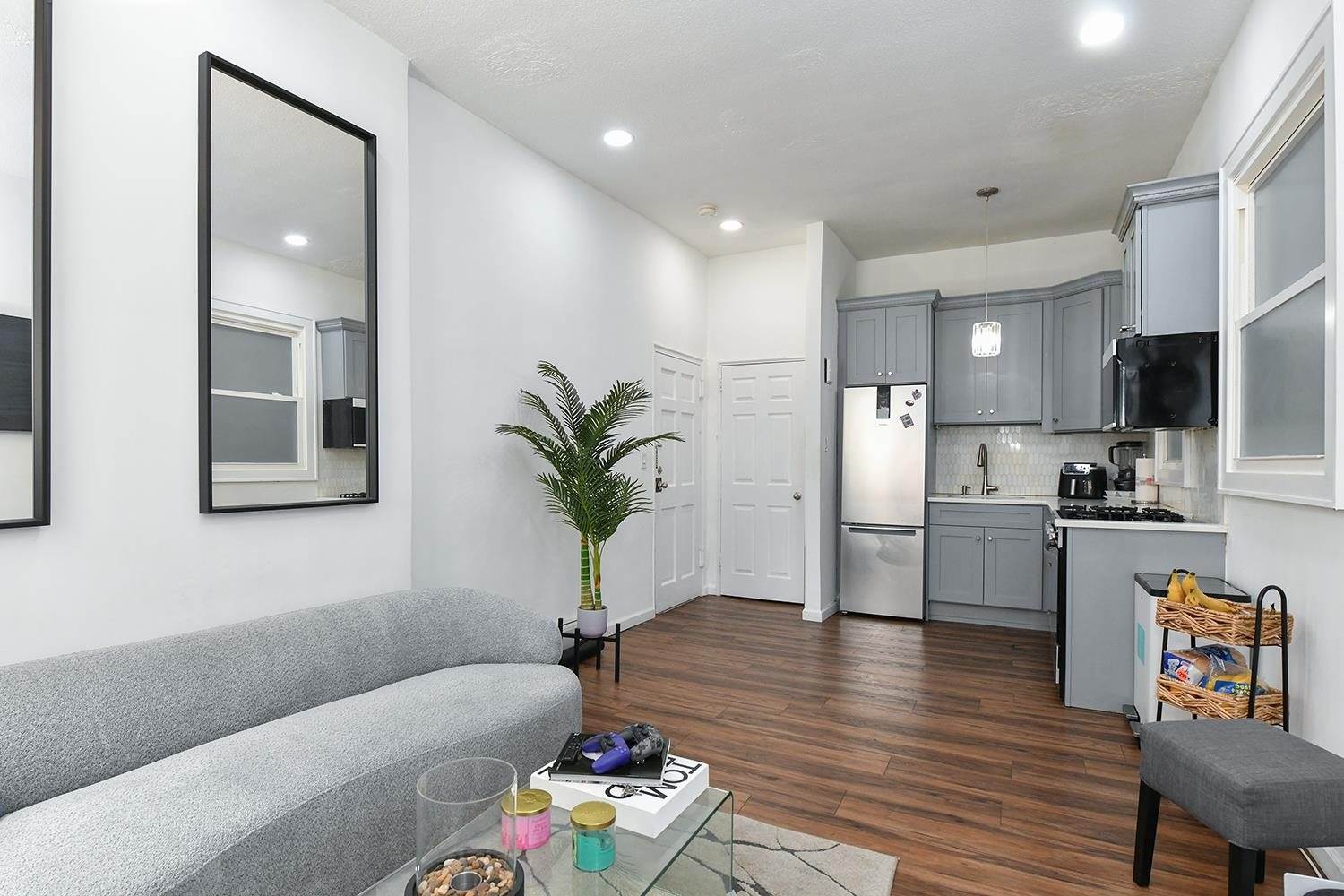 209-211 48TH St, Union City, NJ 07087