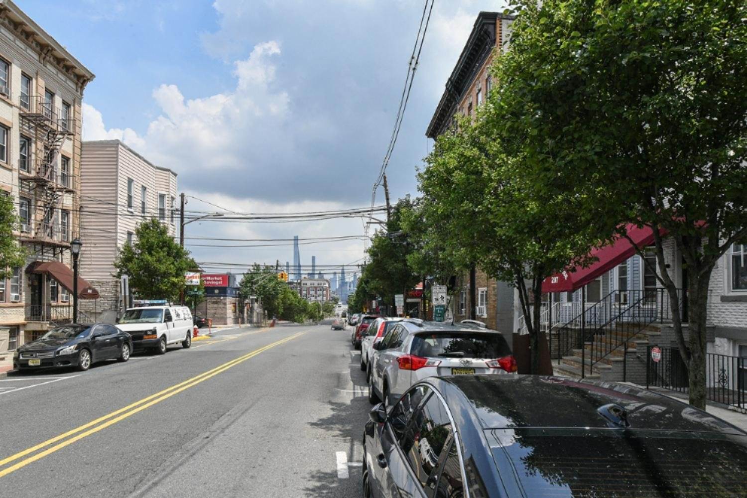 209-211 48TH St, Union City, NJ 07087