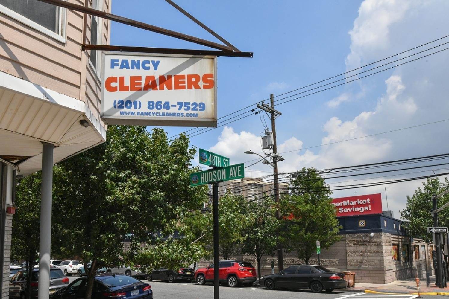 209-211 48TH St, Union City, NJ 07087