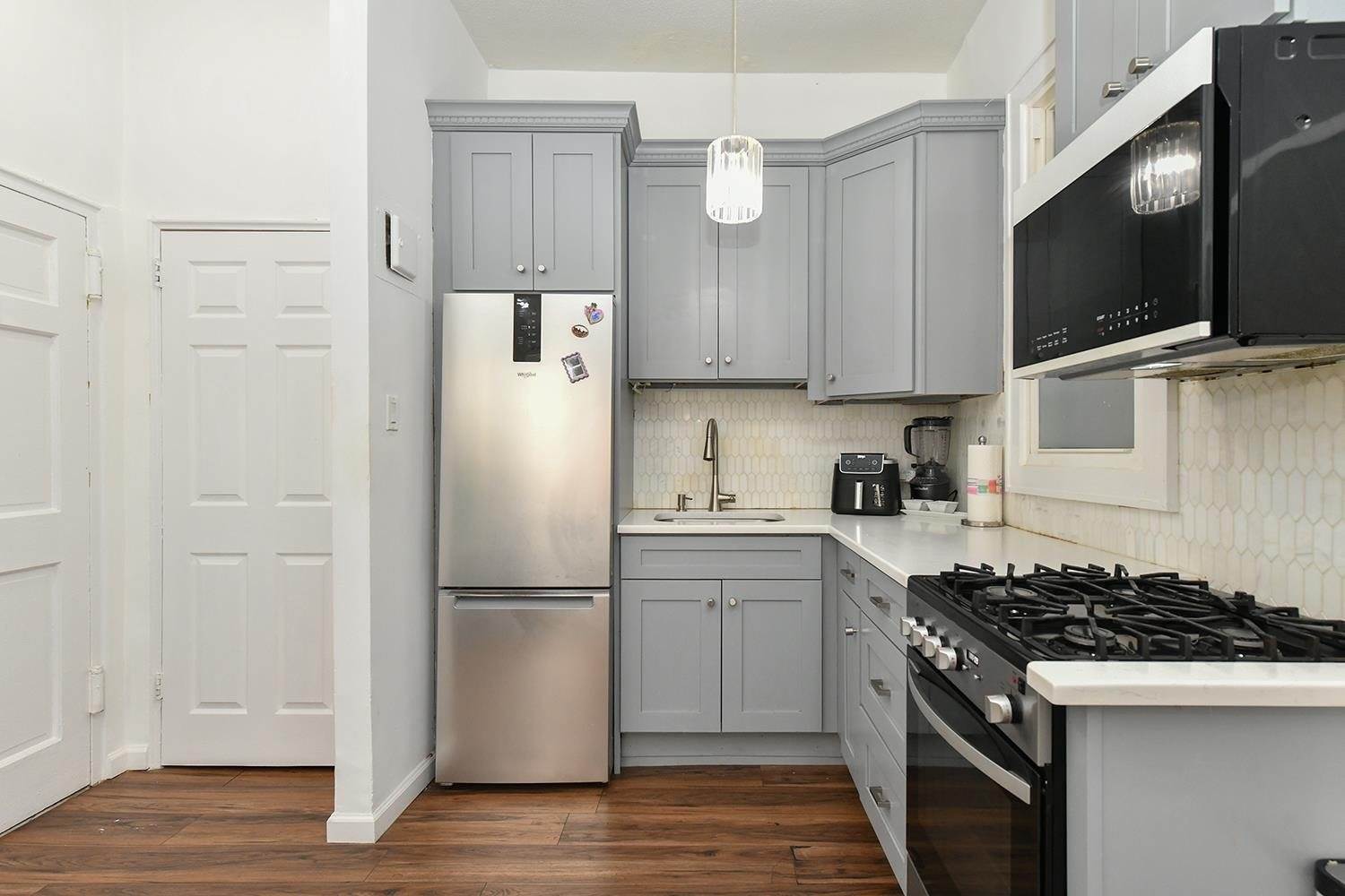 209-211 48TH St, Union City, NJ 07087