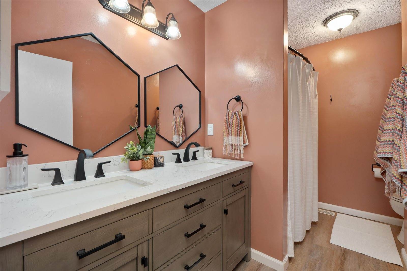 5622 Andrea Lane, Hilliard, OH 43026