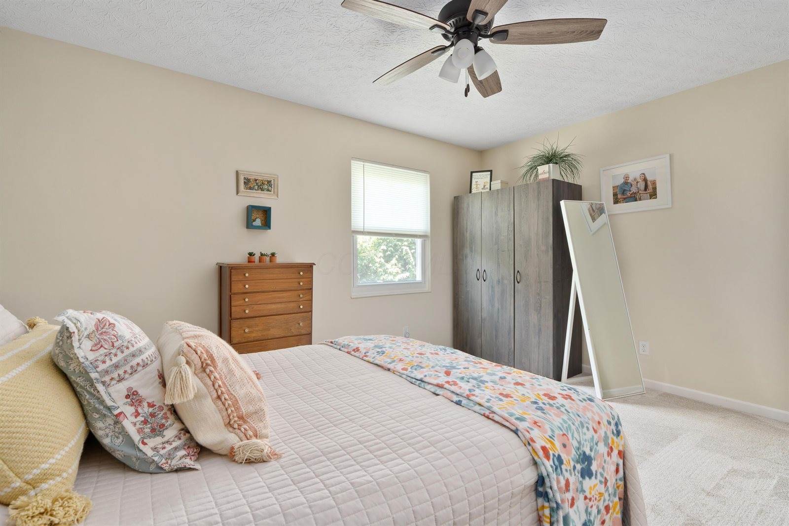 5622 Andrea Lane, Hilliard, OH 43026