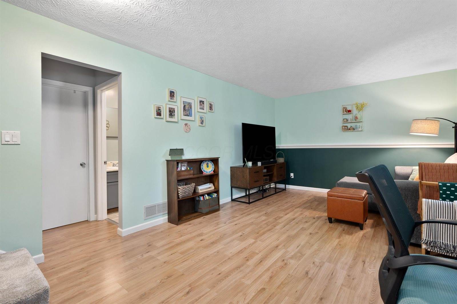 5622 Andrea Lane, Hilliard, OH 43026