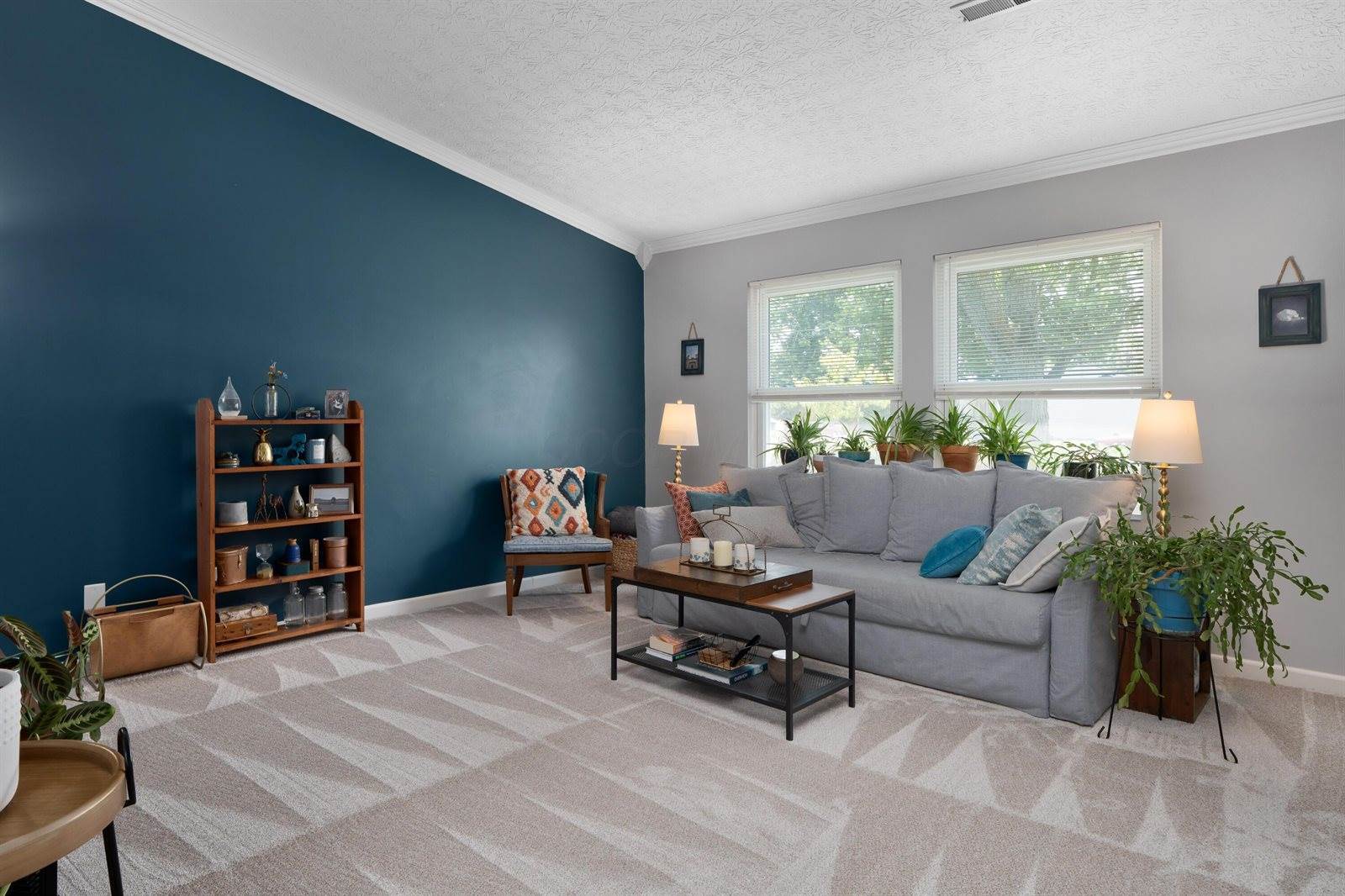 5622 Andrea Lane, Hilliard, OH 43026