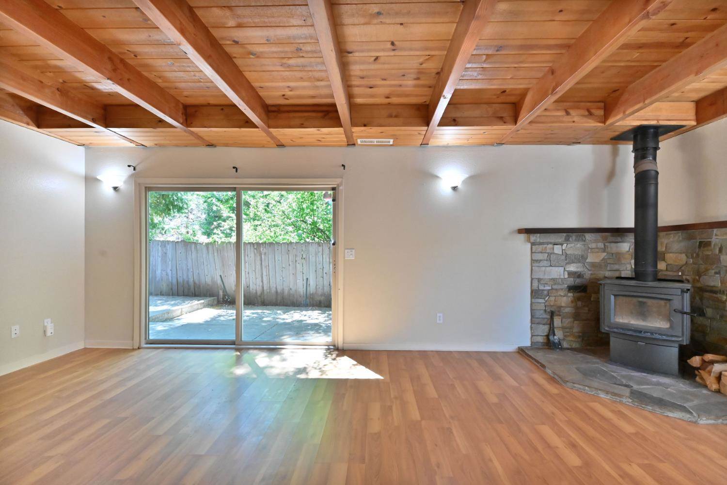 1157 Sequoia Street, Arnold, CA 95223