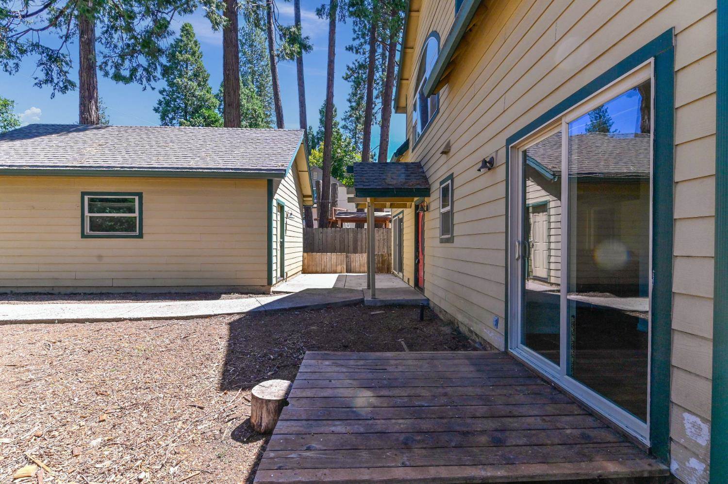 1157 Sequoia Street, Arnold, CA 95223