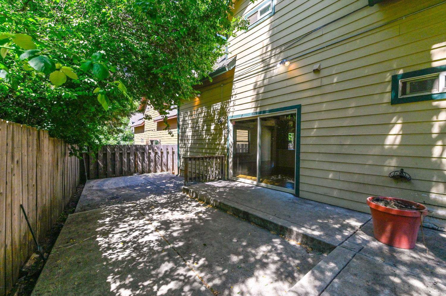 1157 Sequoia Street, Arnold, CA 95223