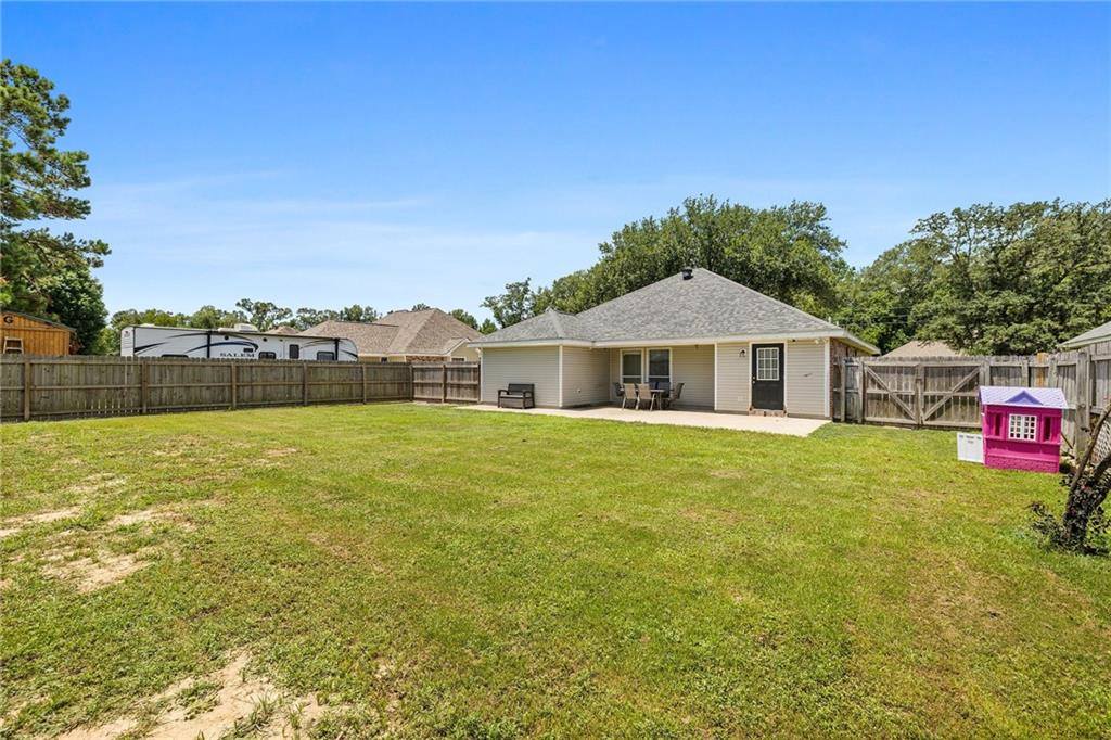 20300 Rue Jondolyn, Ponchatoula, LA 70454