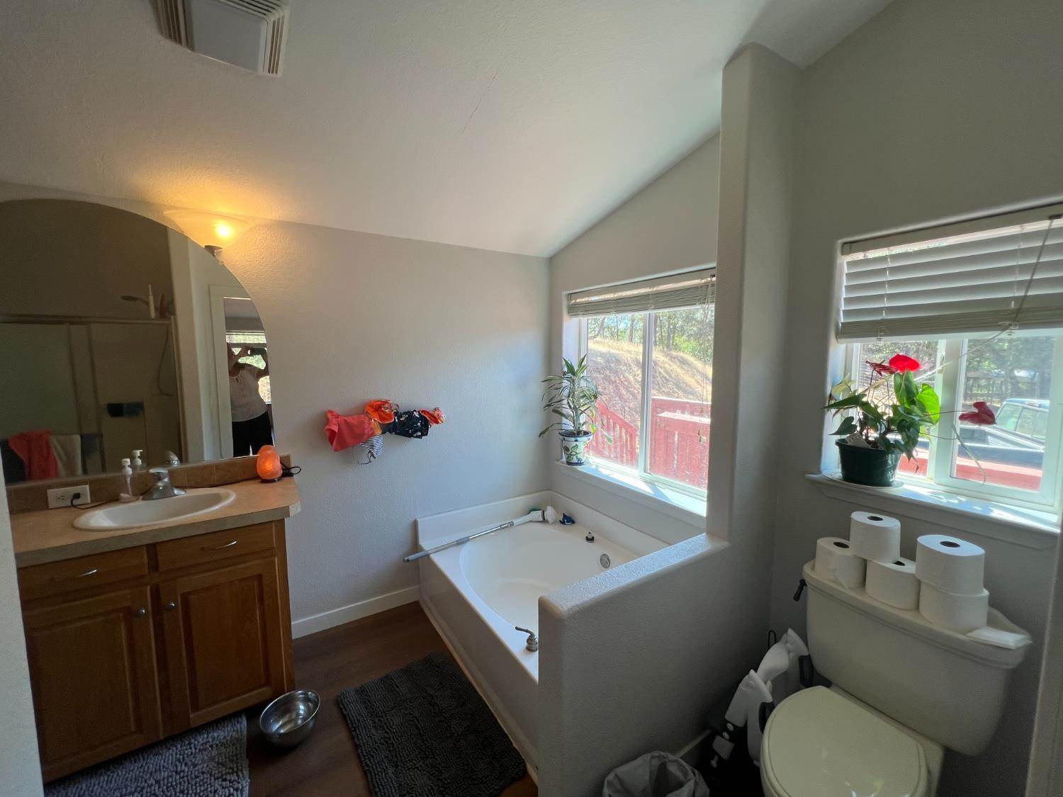 5116 Morgan Road, Angels Camp, CA 95222