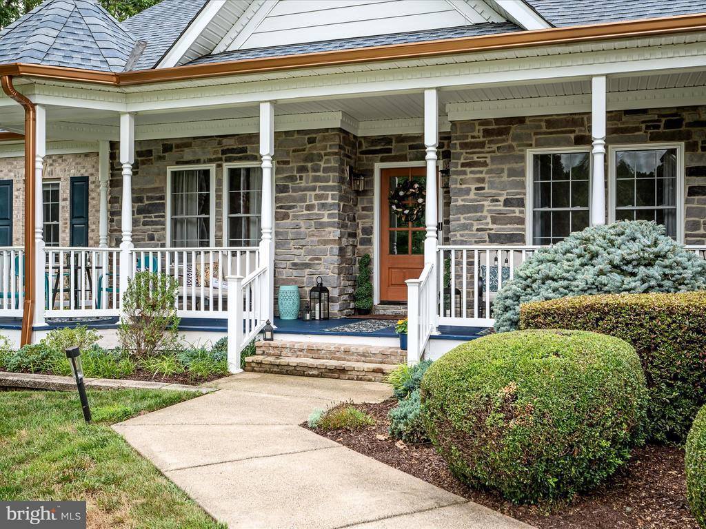 13448 Classic Oaks Court, Manassas, VA 20112