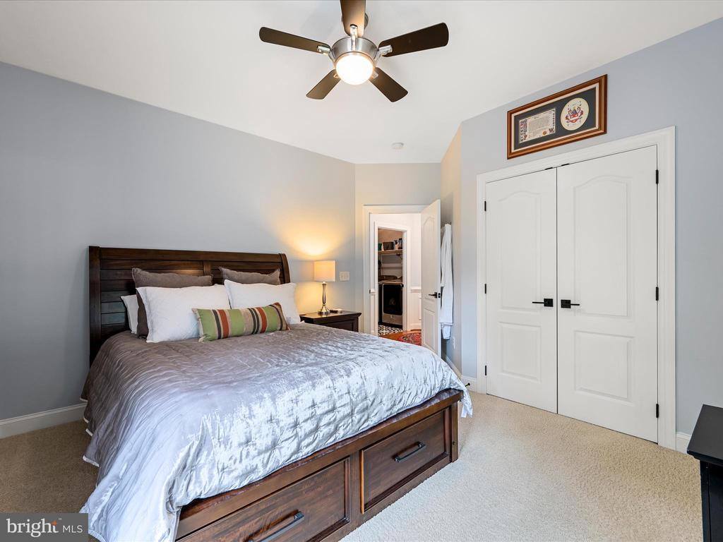 13448 Classic Oaks Court, Manassas, VA 20112