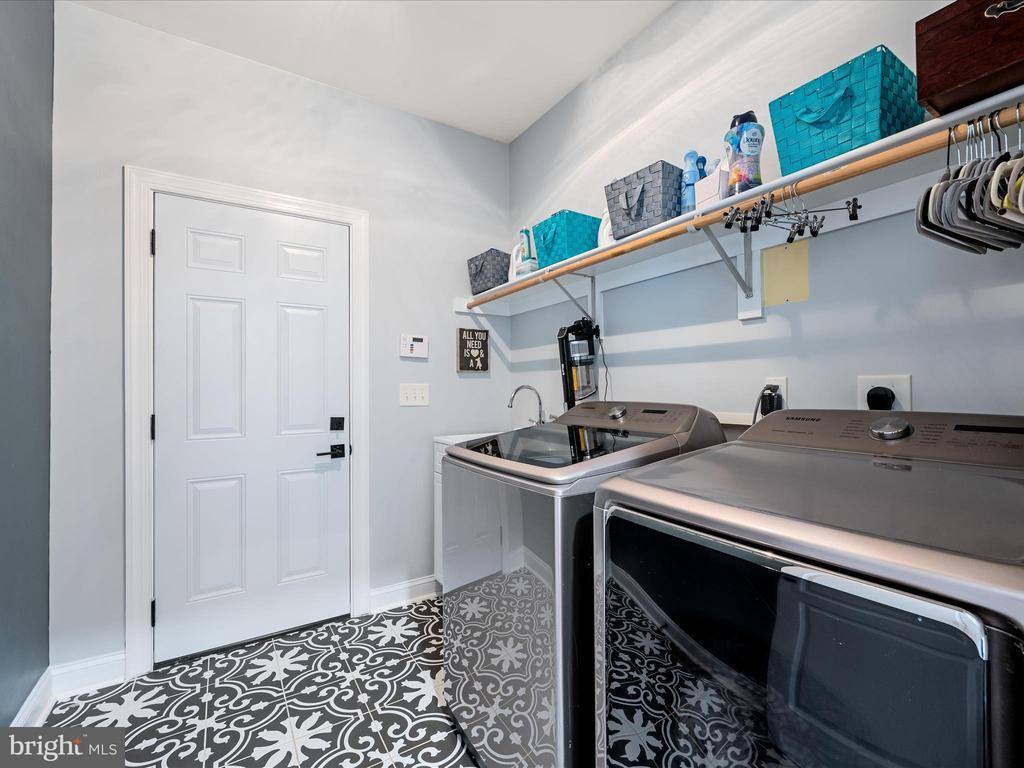 13448 Classic Oaks Court, Manassas, VA 20112