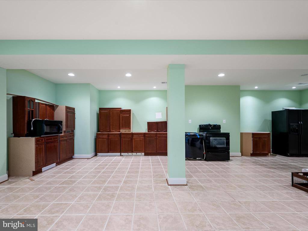 13448 Classic Oaks Court, Manassas, VA 20112