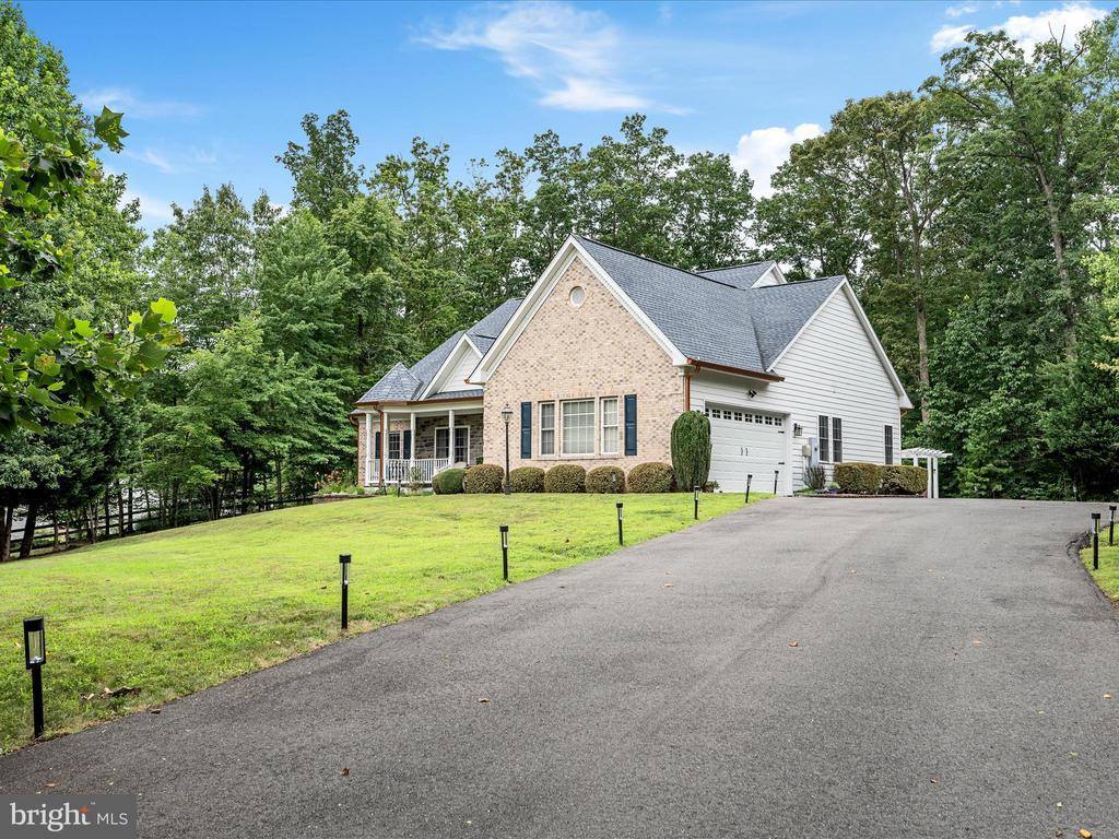 13448 Classic Oaks Court, Manassas, VA 20112