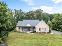 13448 Classic Oaks Court, Manassas, VA 20112