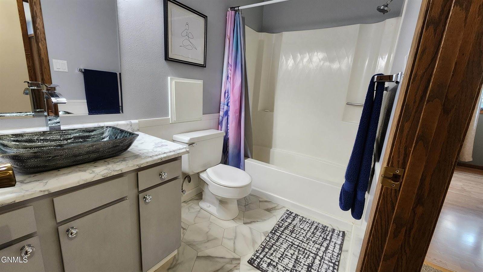 2903 Vancouver Lane, Bismarck, ND 58503