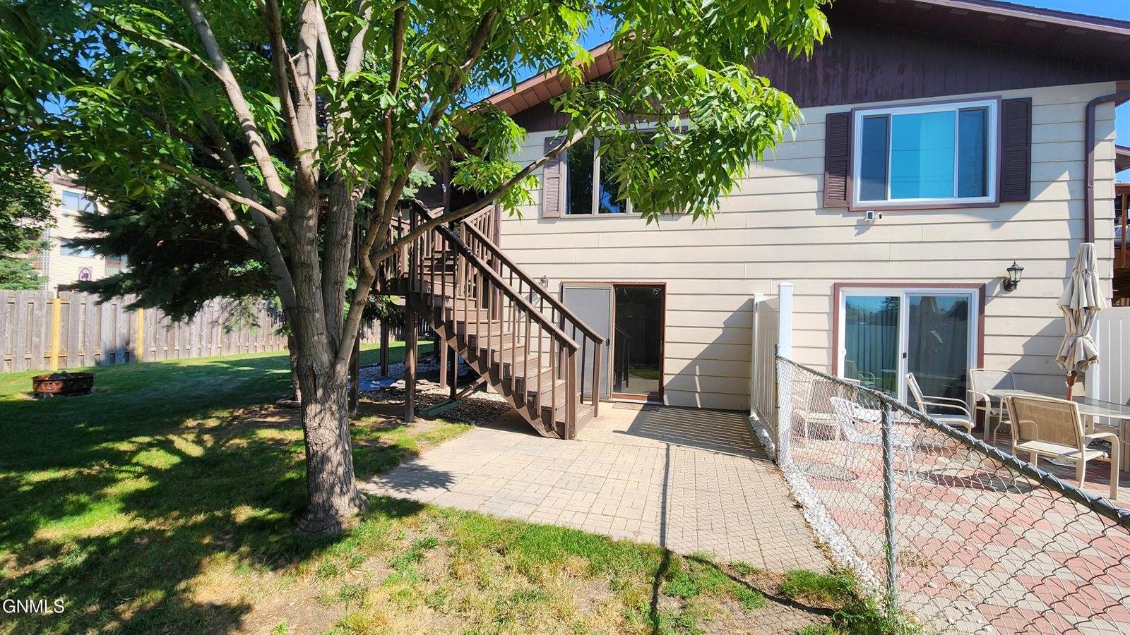 2903 Vancouver Lane, Bismarck, ND 58503