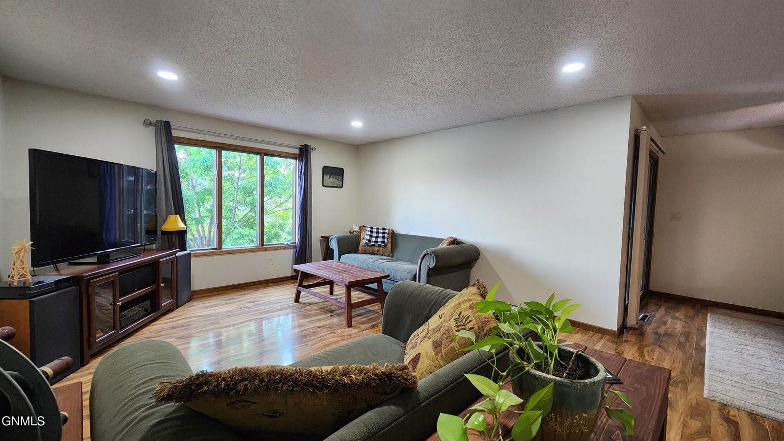 2903 Vancouver Lane, Bismarck, ND 58503