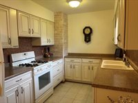 521 Garden Drive, Belvidere, IL 61008