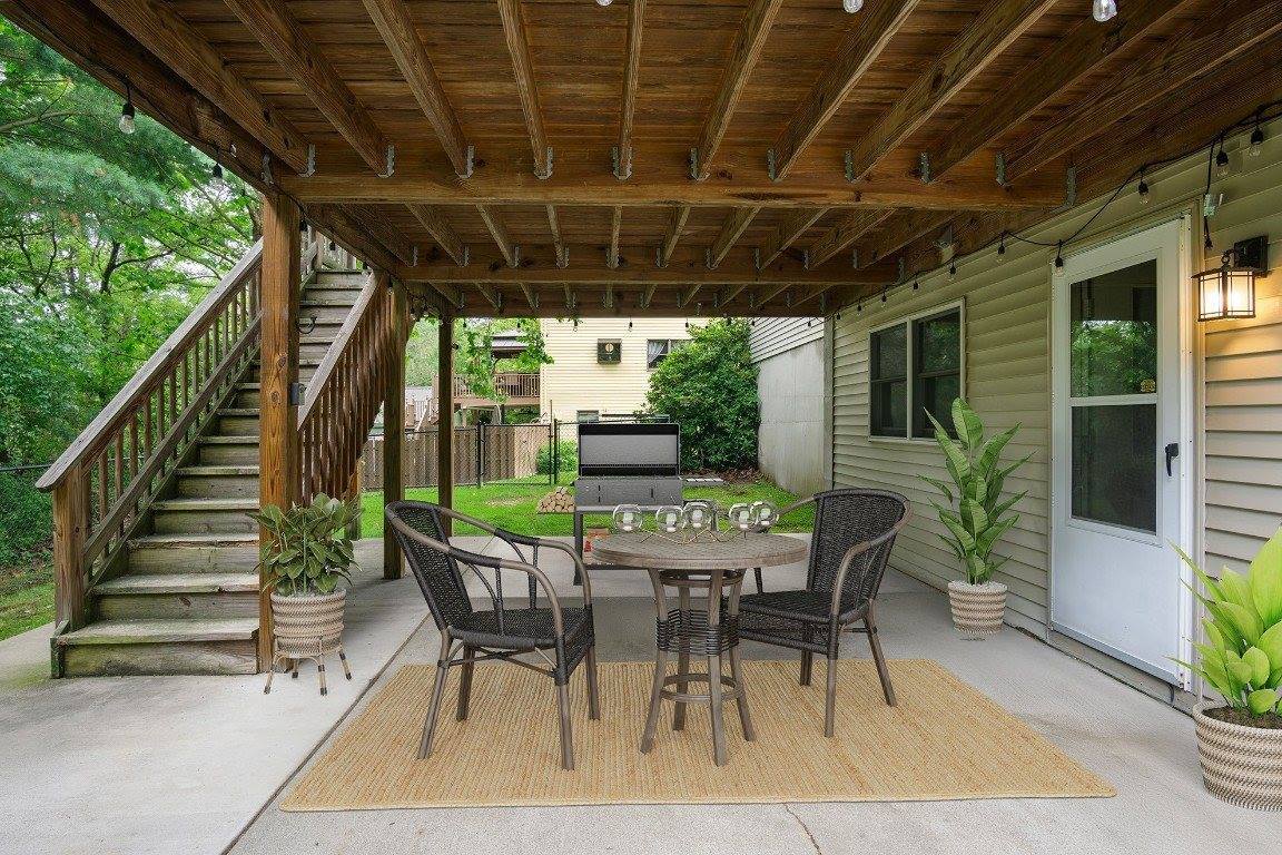 1249 Domenica Drive, Endicott, NY 13760