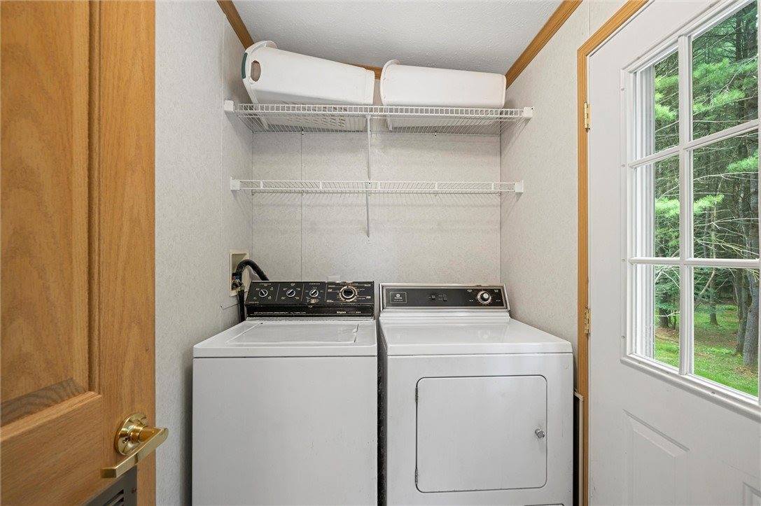 1771 Roundtown Rd, Crown, PA 16220