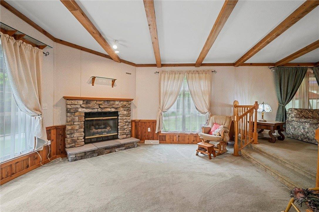 1771 Roundtown Rd, Crown, PA 16220