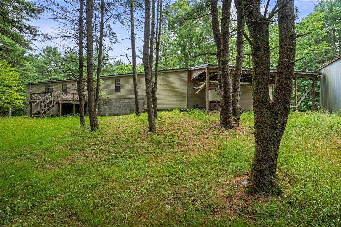 1771 Roundtown Rd, Crown, PA 16220