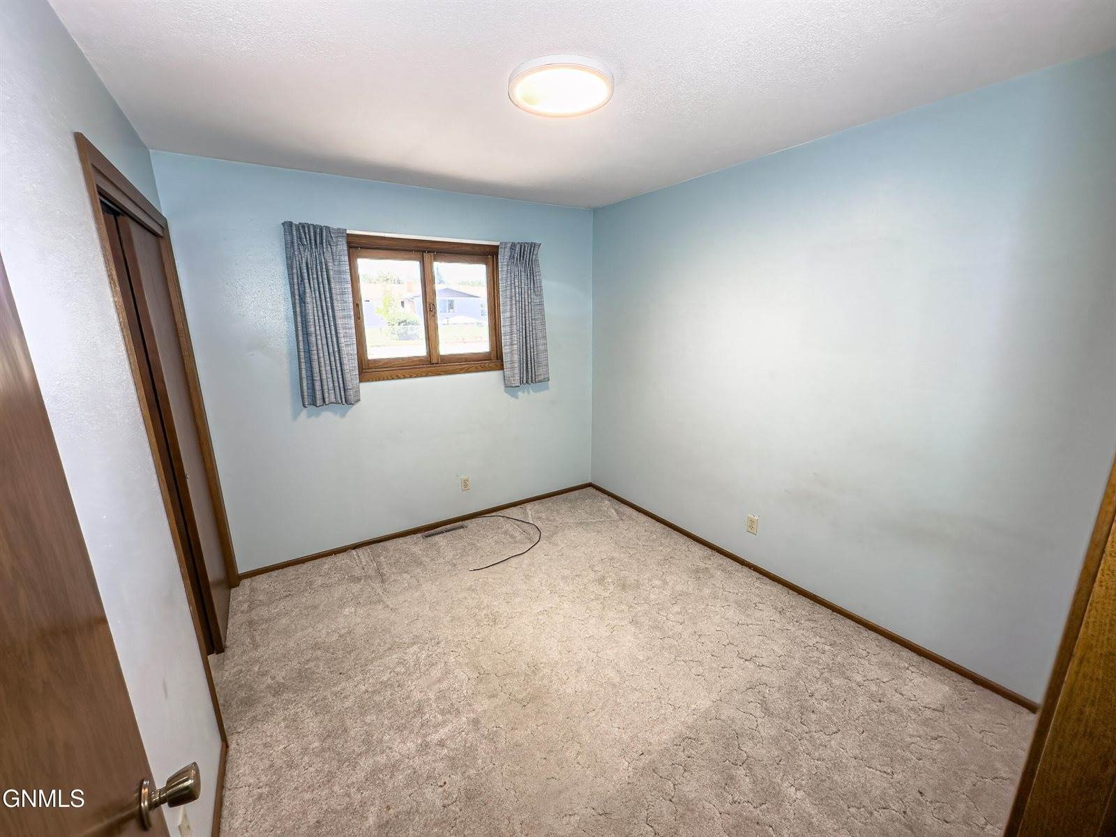 1805 2nd Avenue East, Williston, ND 58801