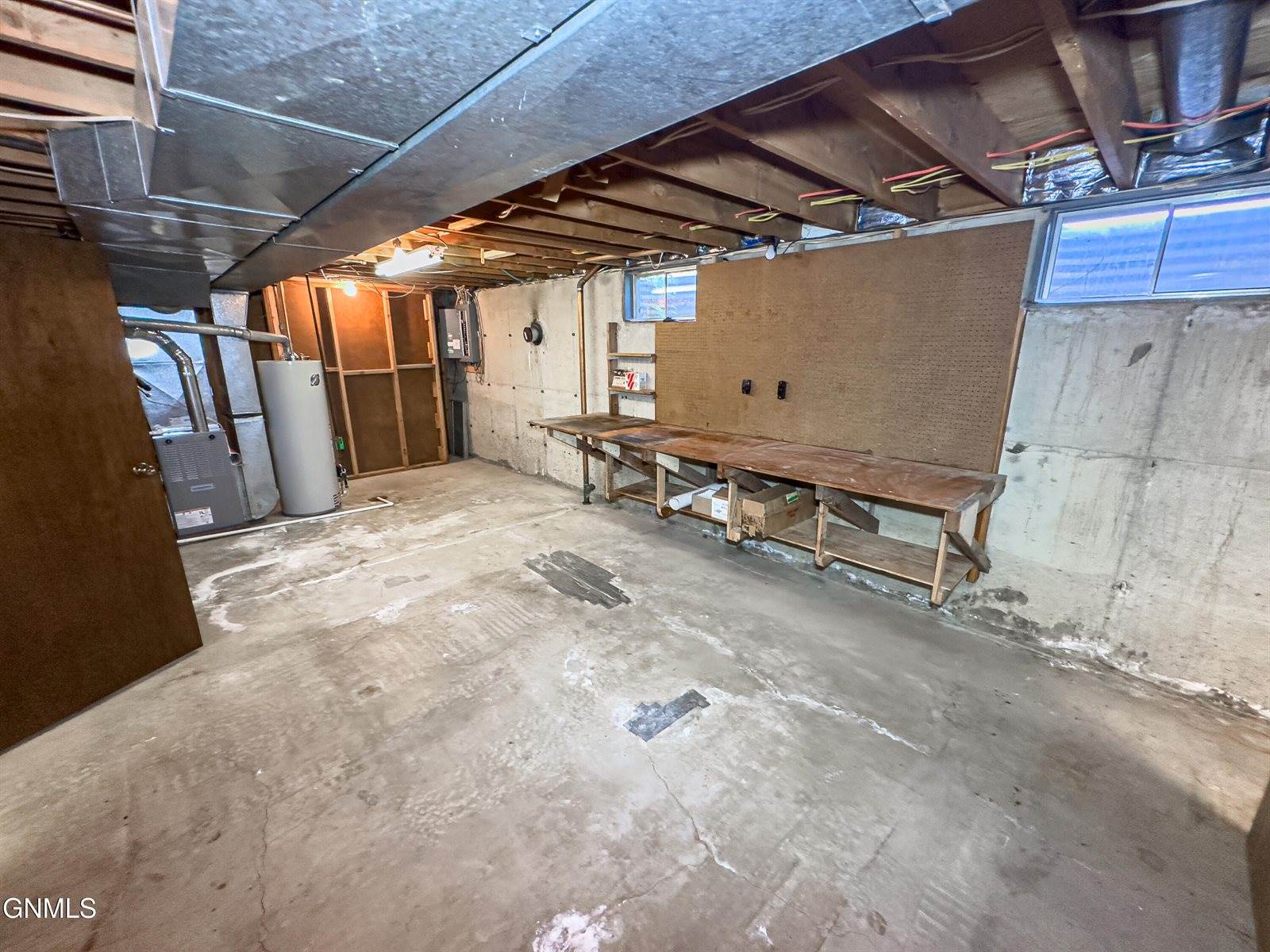 1805 2nd Avenue East, Williston, ND 58801