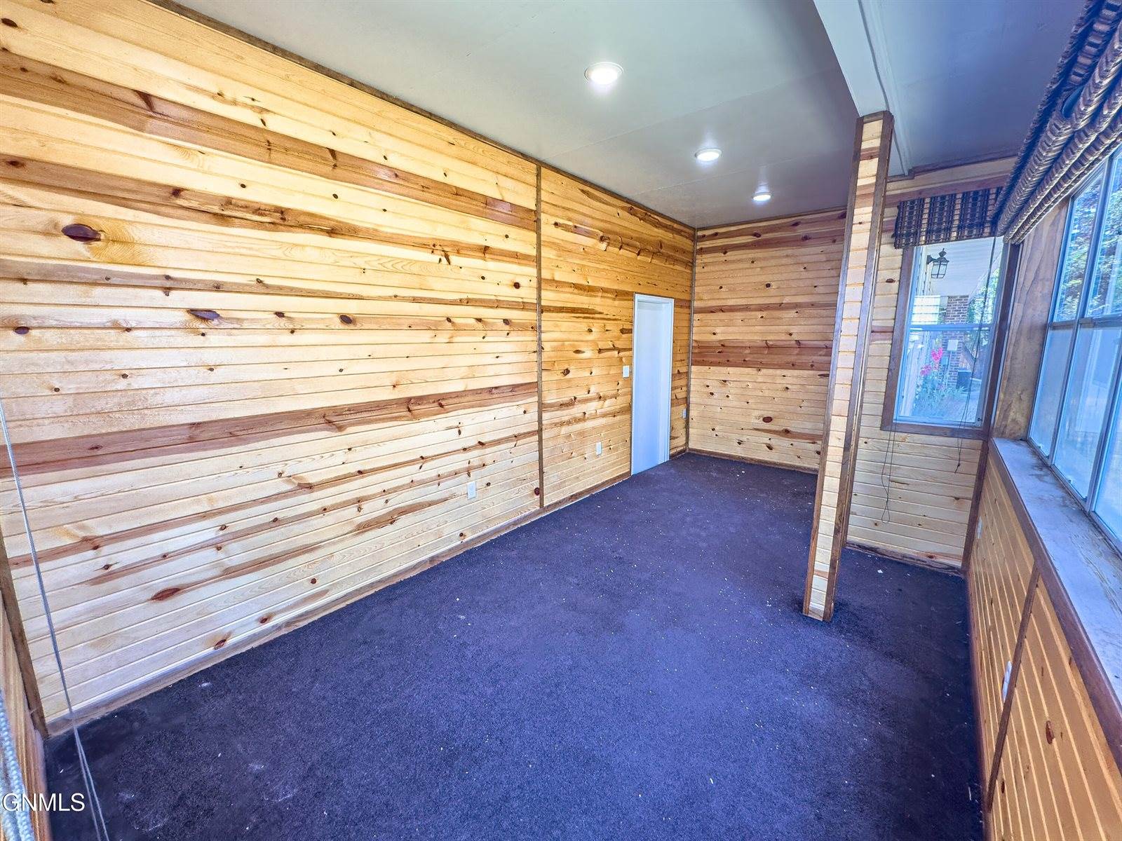 1805 2nd Avenue East, Williston, ND 58801