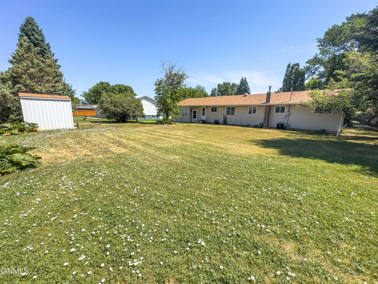 1805 2nd Avenue East, Williston, ND 58801